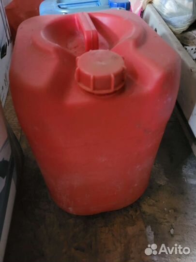Канистра пластиковая