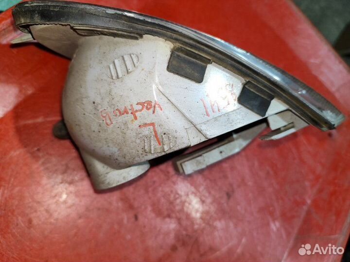 Поворотник передний левый Opel Vectra B седан