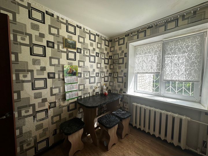 2-к. квартира, 50 м², 1/9 эт.