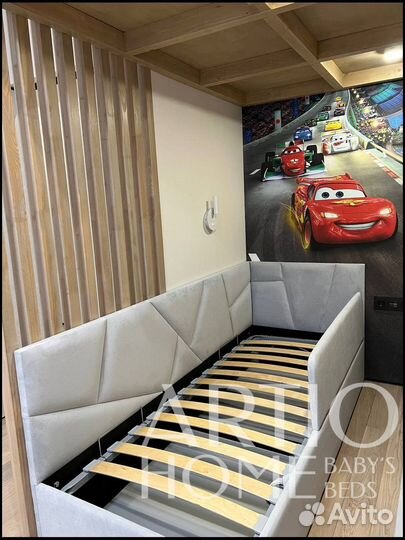 Детская кровать угловая