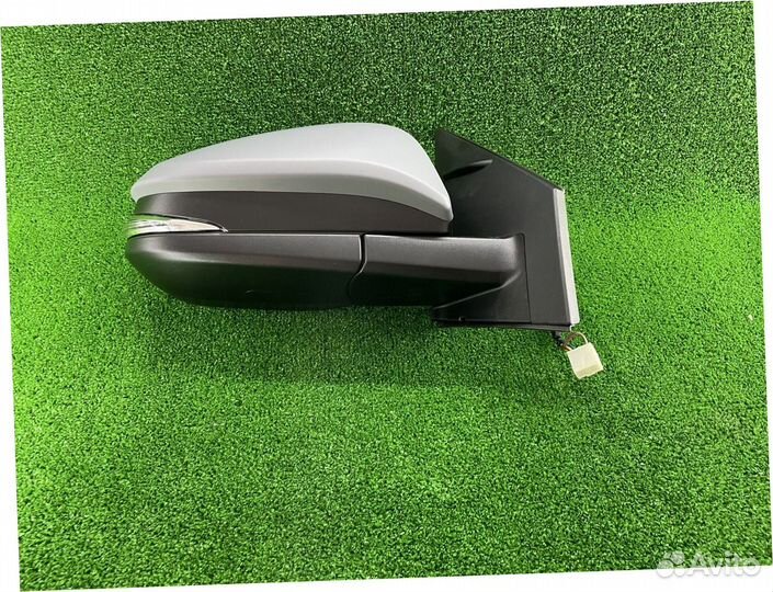 Зеркало правое Rav-4 13-19