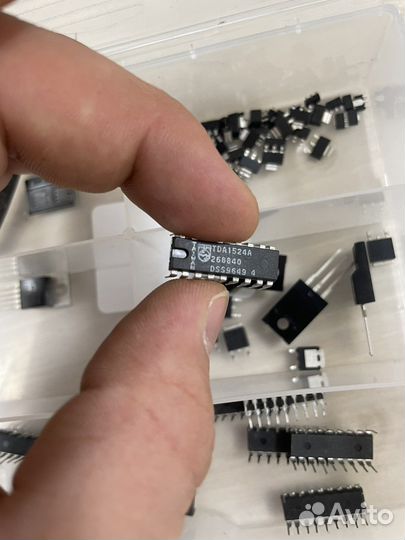 Разные микросхемы, транзисторы и шим контроллеры