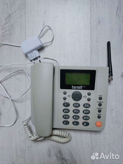Стационарный сотовый телефон Termit