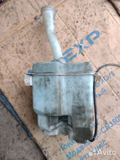 Бачок омывателя Nissan Maxima A32