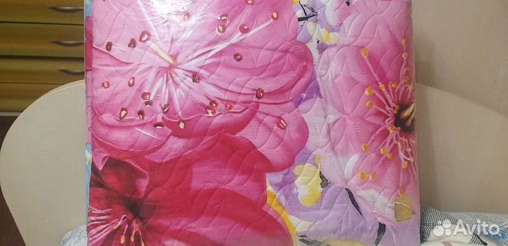 Семейный комплект постельного белья зима-лето