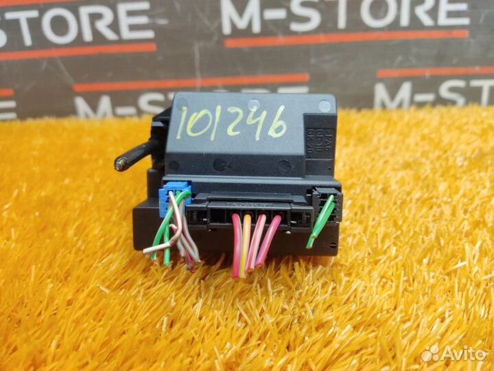 Замок зажигания Mercedes-Benz C-Class W203 272.920