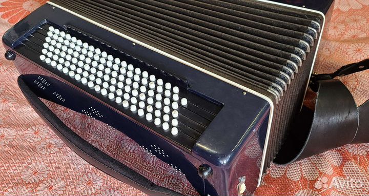 Баян 3х голосный пятирядный готово-выборный