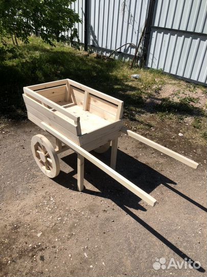 Телега декоративная