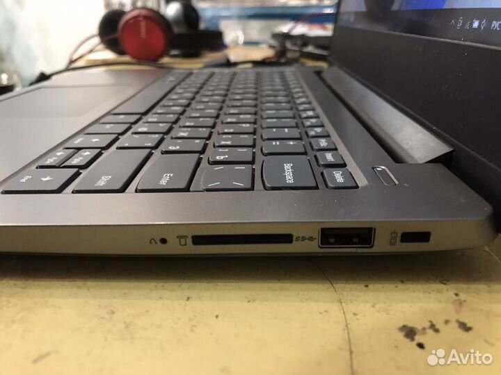 Ноутбук lenovo