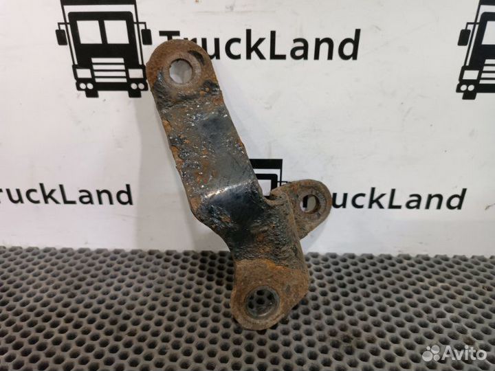 Кронштейн стойки стабилизатора передний правый Man