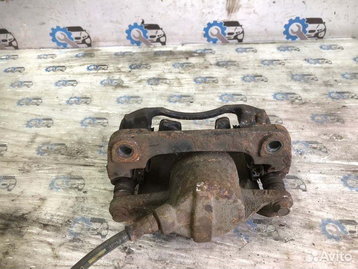 Суппорт передний правый Citroen Berlingo KFW TU3A