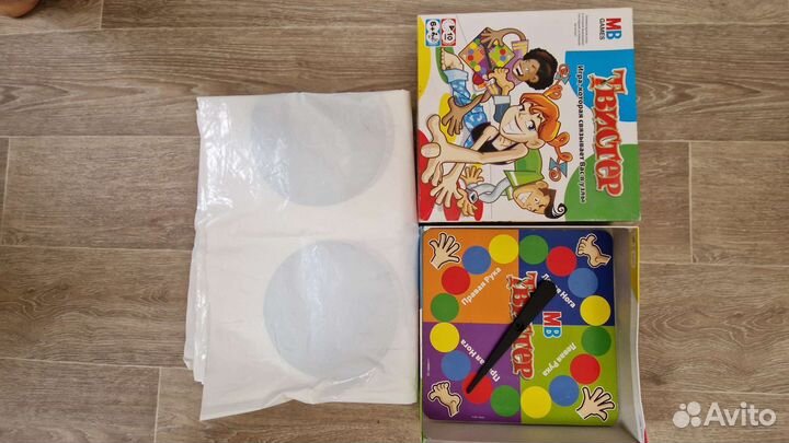 Игра напольная Твистер 6+