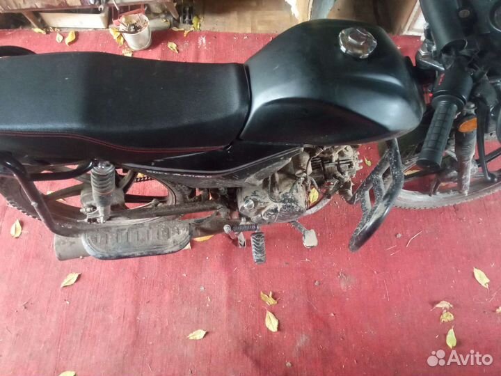 Продаю мопед