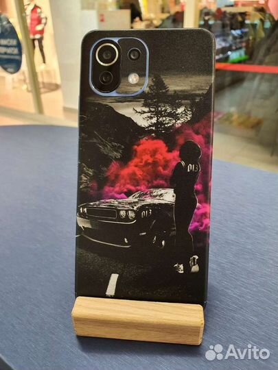 Полиуретановая защитная бронепленка на смартфон