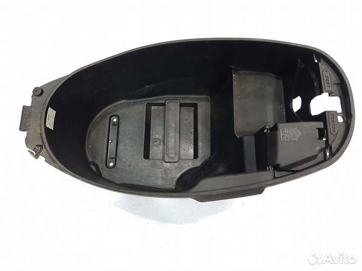 Пластик унитаз багажник Honda Tact af51