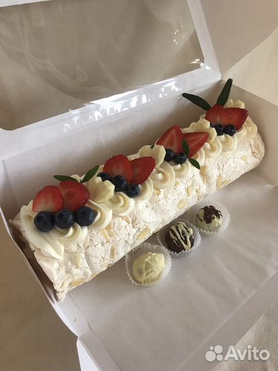 Меренговый рулет