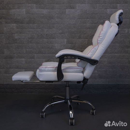 Компьютерное офисное кресло с массажем (новые)