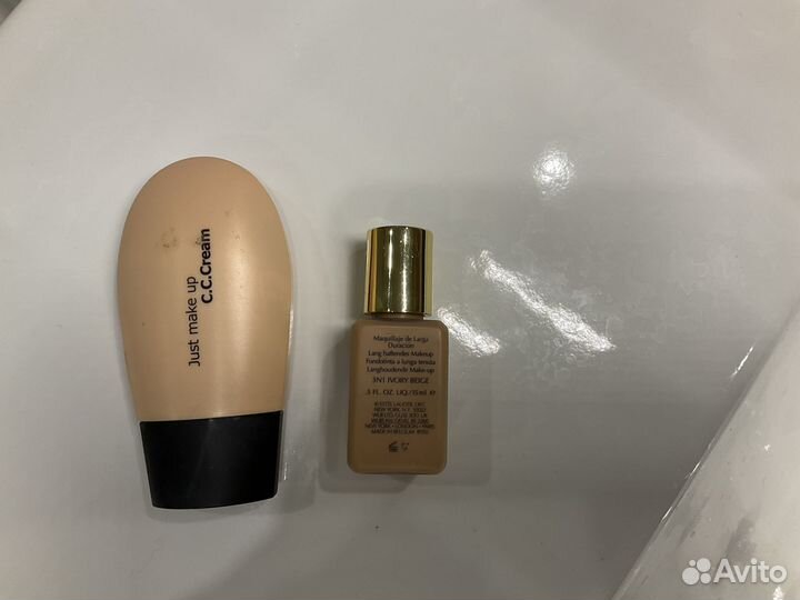Продам тональные основы Estée Lauder