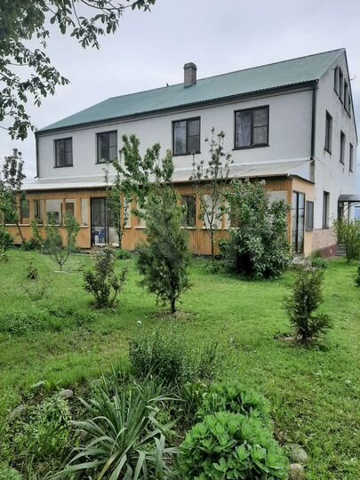 Дом 360 м² на участке 29 сот.