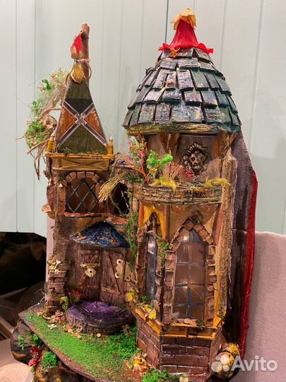 Пано парящий замок