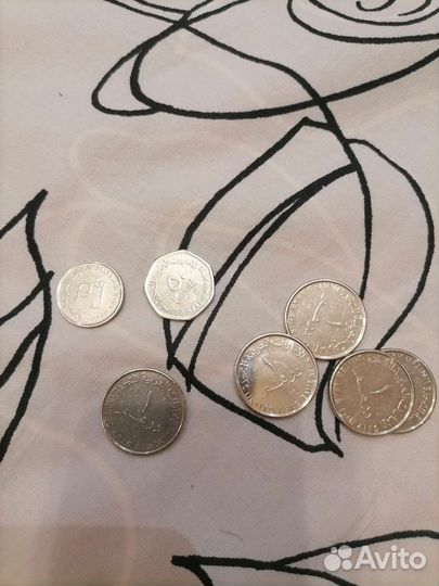 Монеты и банкноты ОАЭ