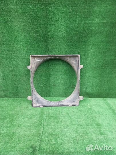 Диффузор радиатора Ford Explorer 2