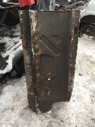 Стойка кузова правая с порогом LADA Largus