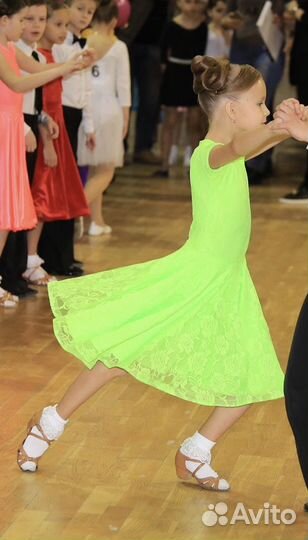 Рейтинговое платье для танцев