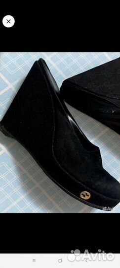 Продаётся сабо из натуральной замши