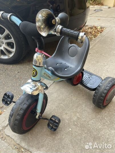 Детский велосипед бу трех колесный