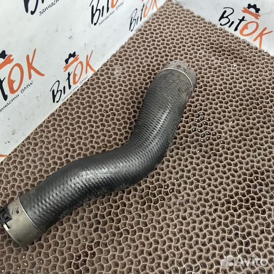 Патрубок воздуховод интеркулера BMW f10 n20