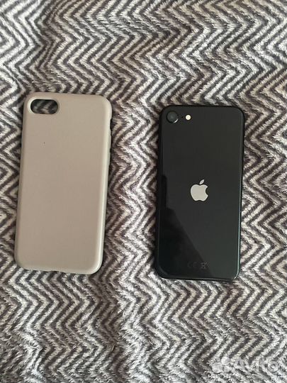 iPhone SE (2020), 64 ГБ