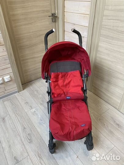 Коляска прогулочная Chicco