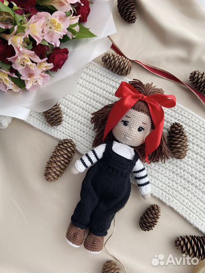 Вязаная кукла