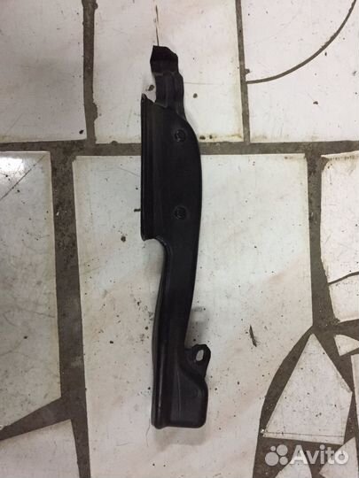 Воздуховод отопителя Audi A8