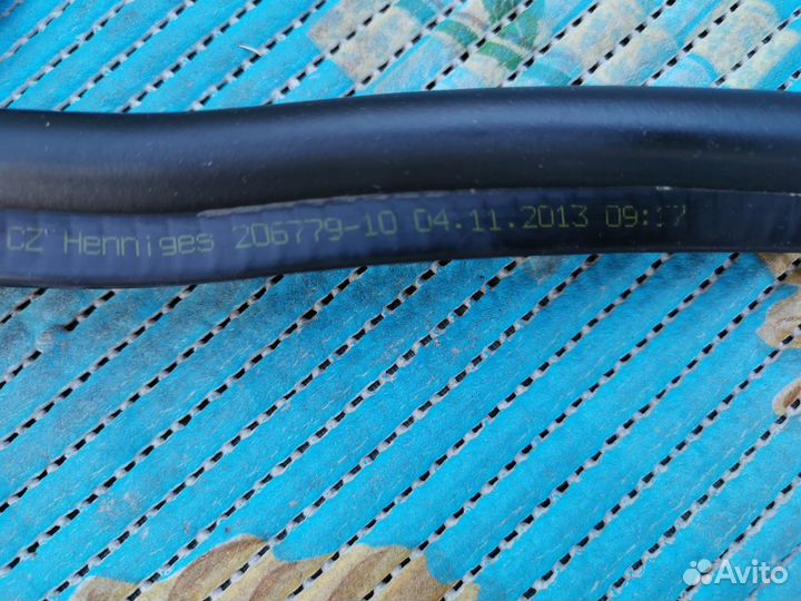 Уплотнитель багажной двери