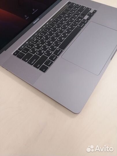 Macbook pro 16 2020 i9/64gb/512gb/отл