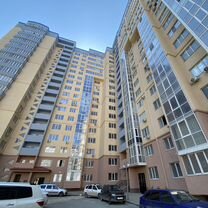 2-к. квартира, 76 м², 5/17 эт.