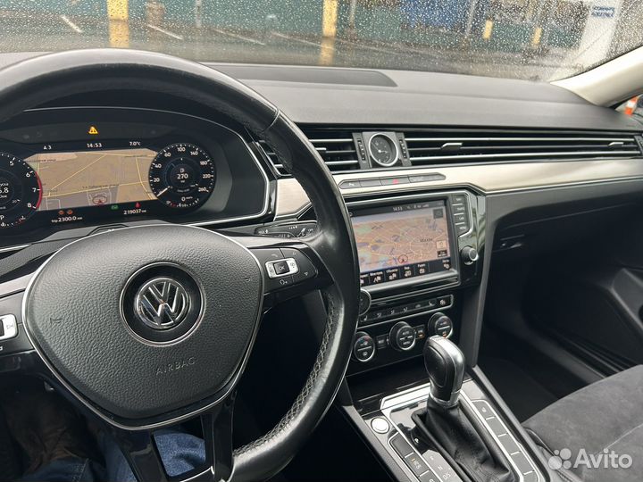 Volkswagen Passat 1.8 AMT, 2017, 176 000 км