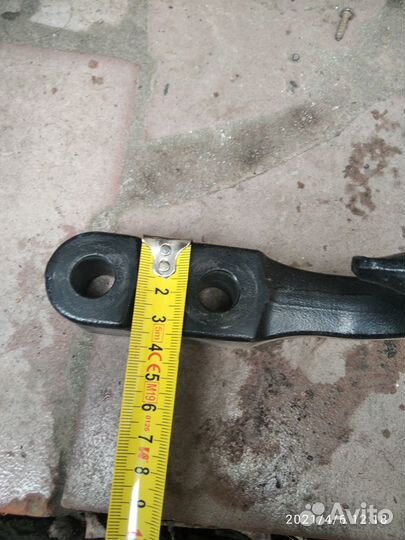 Крюк буксировочный isuzu