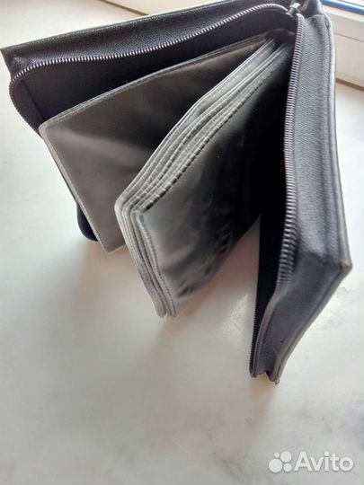 Органайзер под 10 дисков, удобный аксессуар