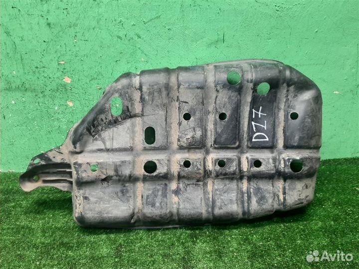 Пыльник кузова Lexus RX400H 2007