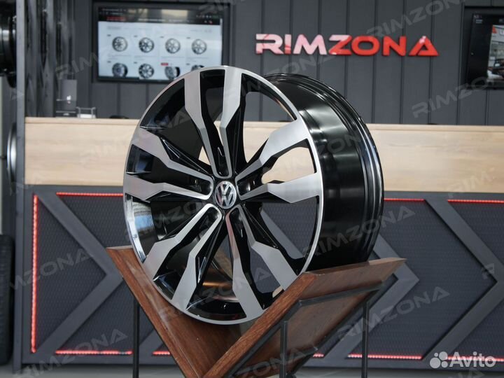 Литые диски R20 для Volkswagen. Арт3115