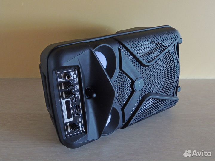 Bluetooth колонка\FM\Караоке