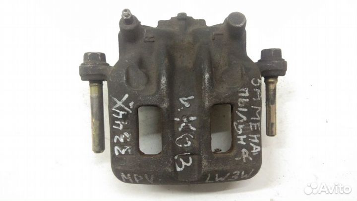 Суппорт передний правый mazda MPV LW5W мазда мпв