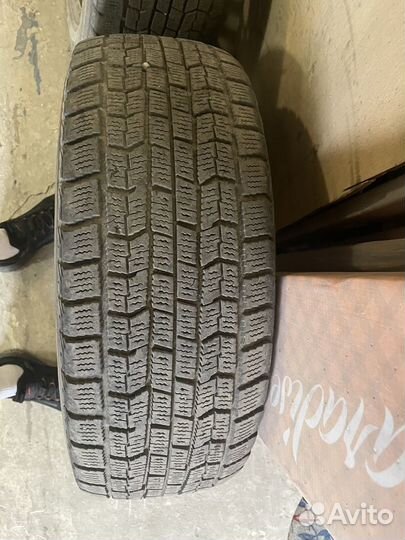 Goodyear Ice Navi Zea 205/65 R15