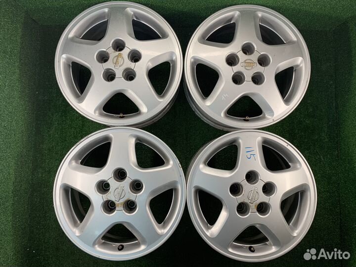 R16 Nissan оригинал USA 5x114.3 6.5JJ ET+40 цо66,1