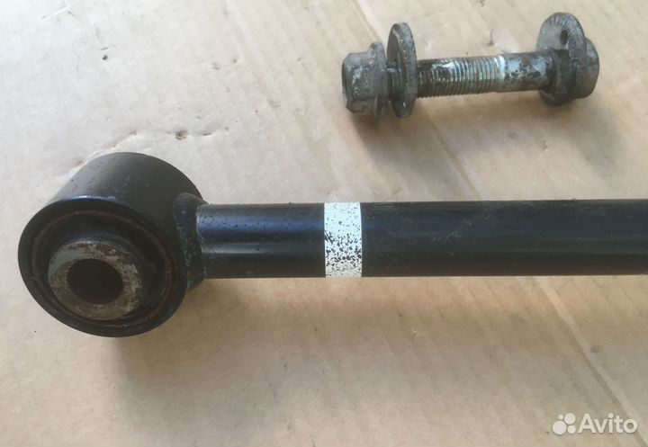 Subaru Forester SK регулируемая тяга заднего моста