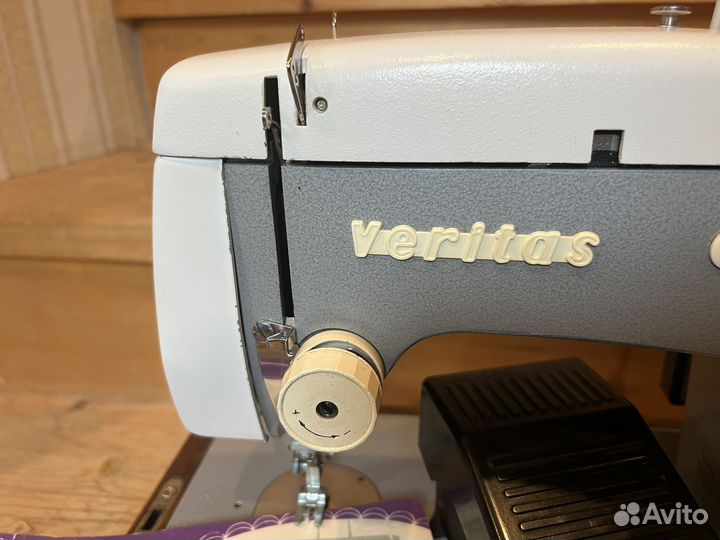 Швейная машина veritas