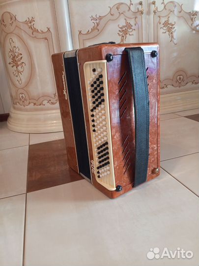 Баян Унисон 204